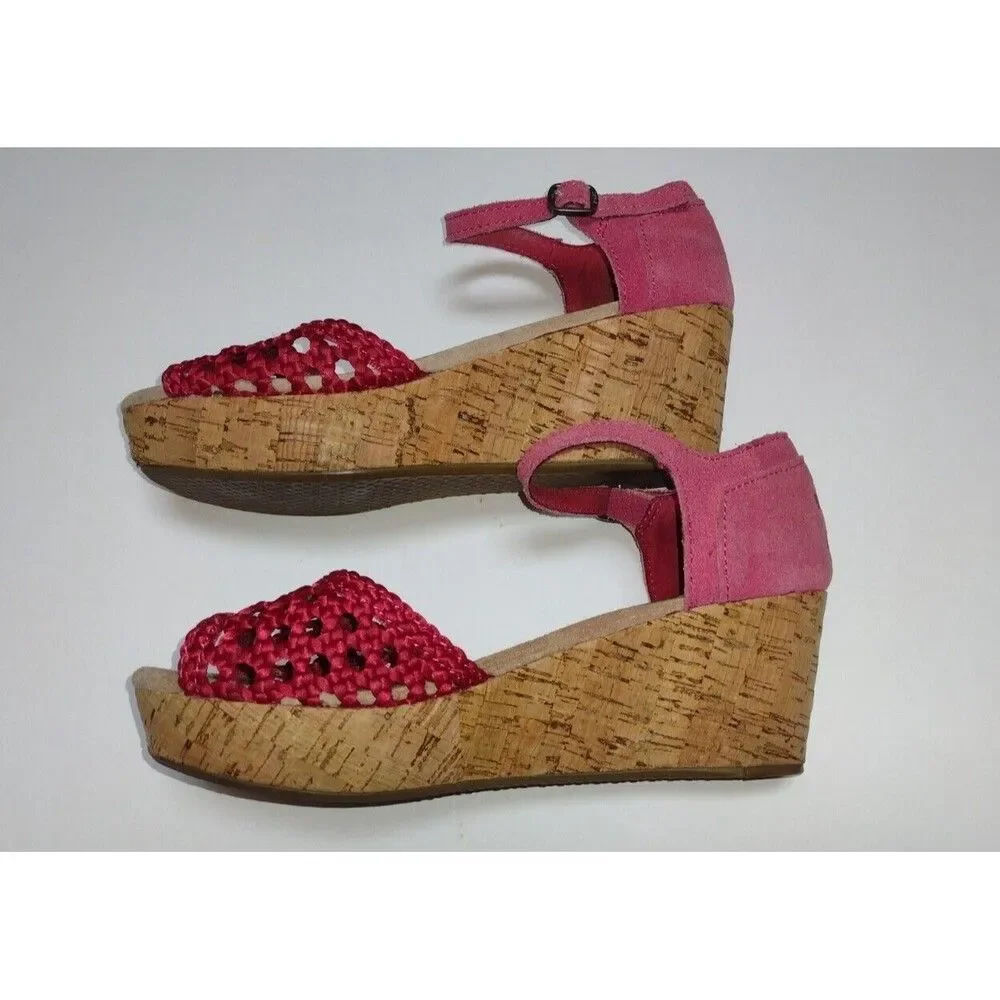 Toms bright pink